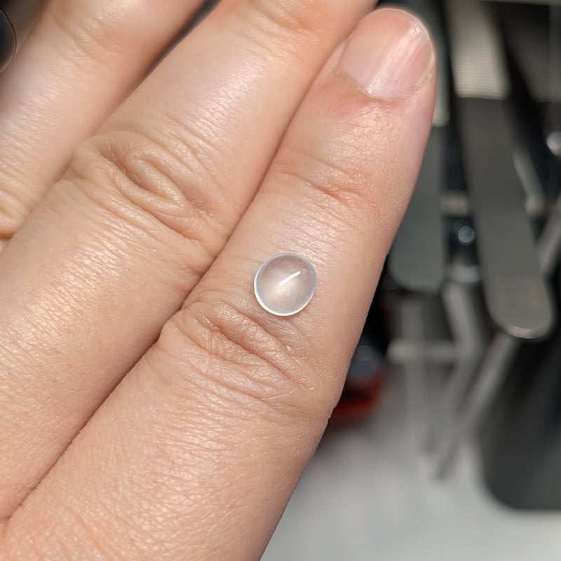 氷翡翠 0.858ct 6.9×6.2mm カボションカット ルース ミャンマー産