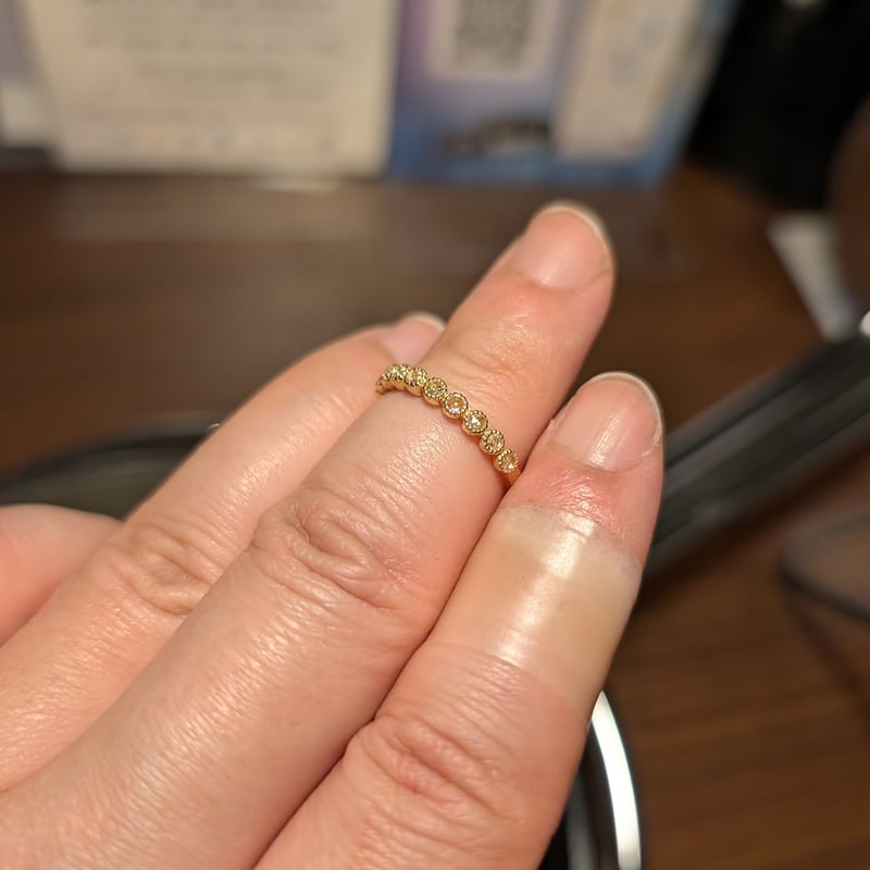 K18ローズカットダイヤモンド 0.14ct ミル打ちハーフエタニティリング