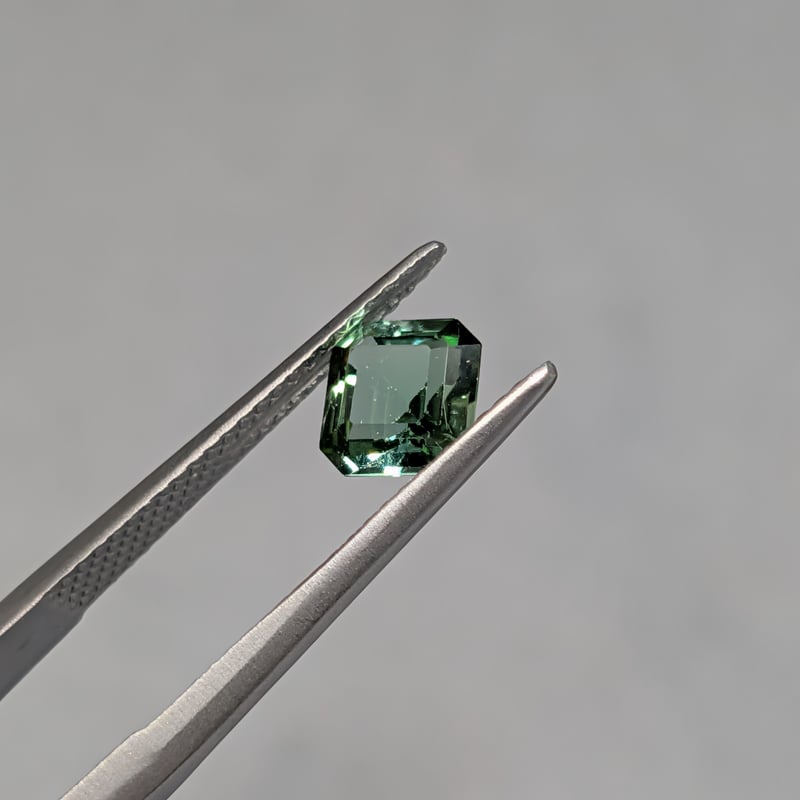 ミントグリーントルマリン 0.99ct 6.10×5.85mm オクタゴンカットルース