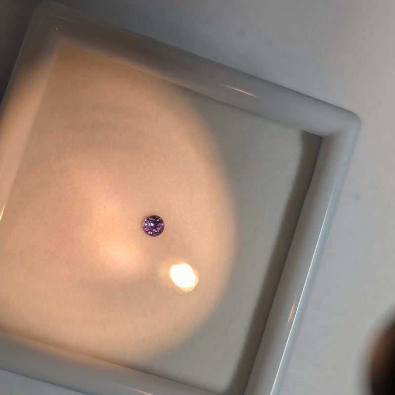 アレキサンドライト 0.09ct 2.47mm ラウンド メレ ルース | 鈴木屋