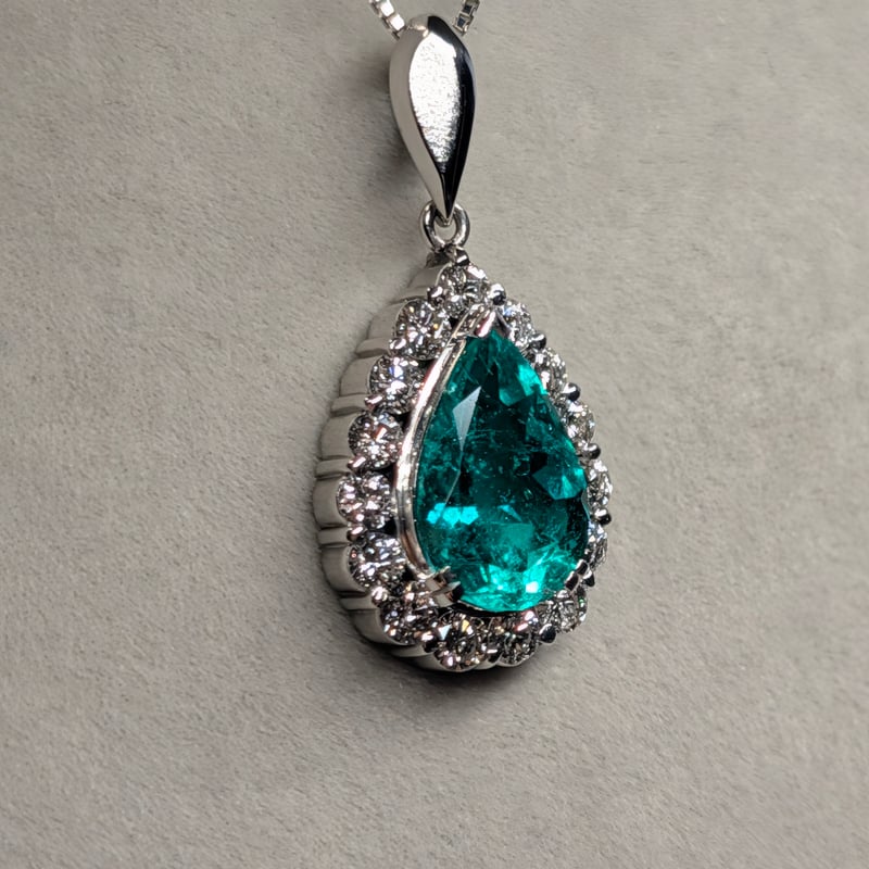 日独鑑別書】PT900/850 コロンビア産 エメラルド 2.70ct ダイヤモンド