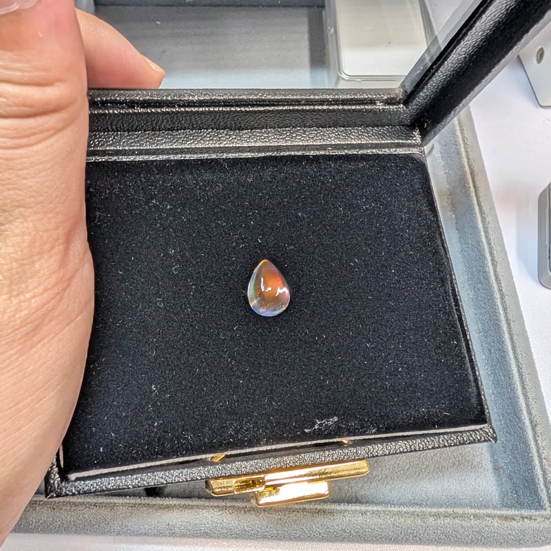 極上品質】 ラブラドライト 4.14ct 12.48×9.32mm ペアシェイプ