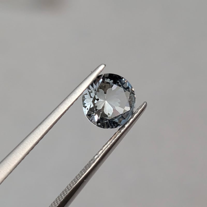 アクアマリン 1.00ct 7mm さくらインカット ルース シミズ貴石 | 鈴木