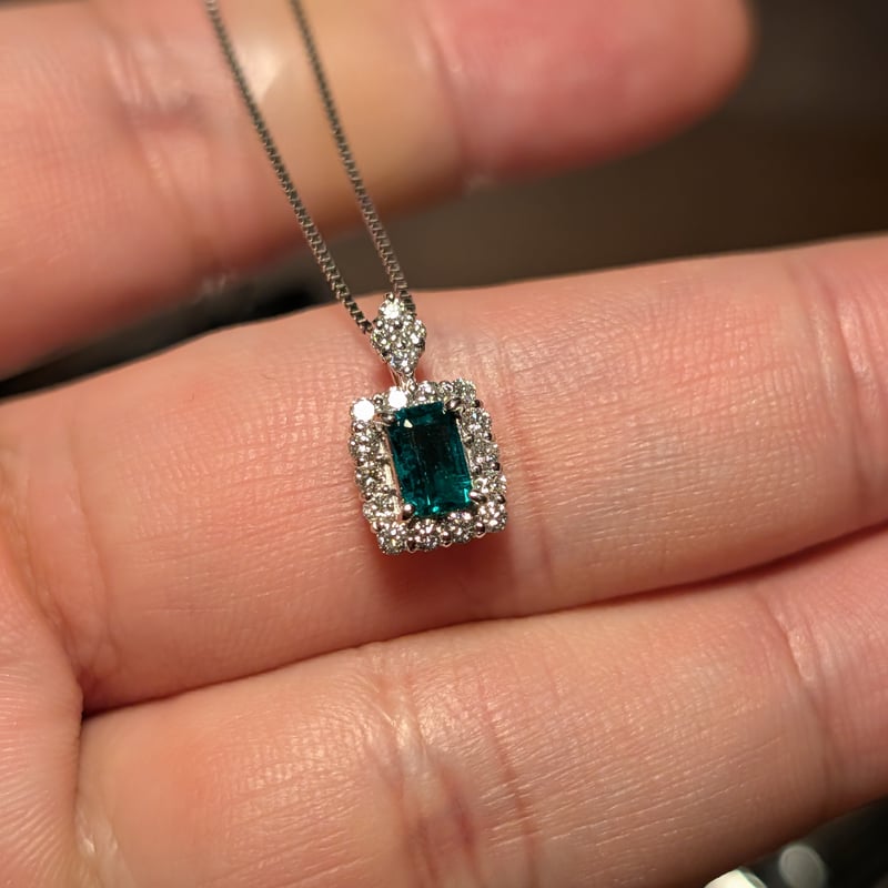 Pt950/900 エメラルド・ダイヤモンド ネックレス 品番n21-498 Pt950/900 エメラルド・ダイヤモンド ネックレス 品番n21-498