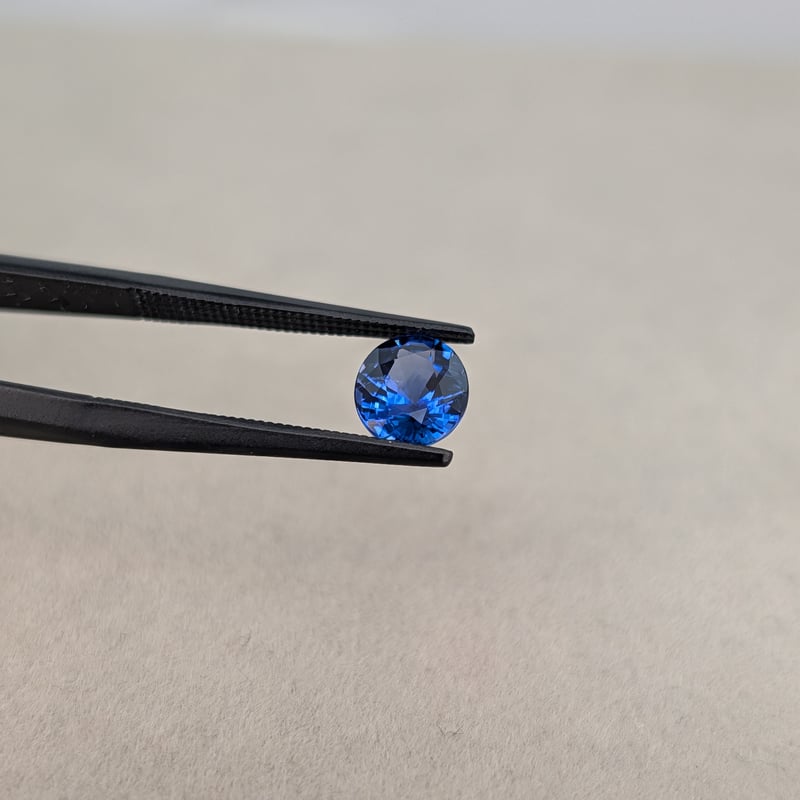 AIGS鑑別書】コーンフラワー ブルー サファイア 1.36ct 7.06×6.09mm オ