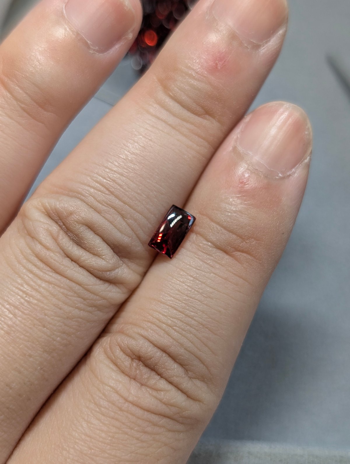 ネット限定品】ガーネット 7×4mm スクエア バフトップ カット ルース 