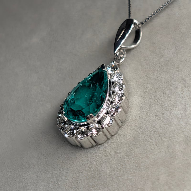 日独鑑別書】PT900/850 コロンビア産 エメラルド 2.70ct ダイヤモンド