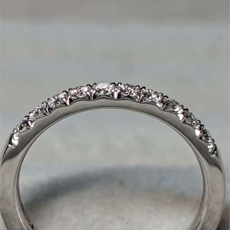 受注生産】鈴木屋VSダイヤモンド使用 ヤマガタ留めハーフエタニティ