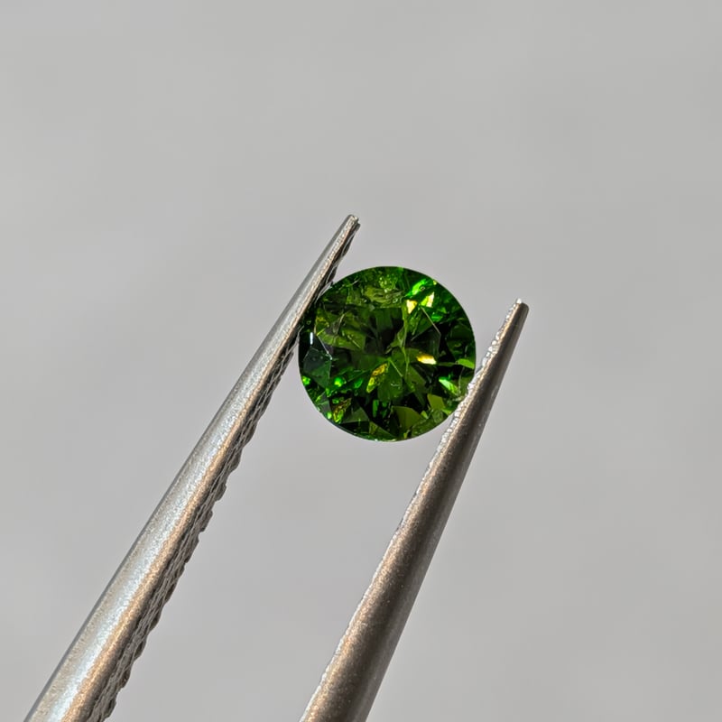 デマントイド ガーネット イラン産 0.49ct 4.70mm ラウンド