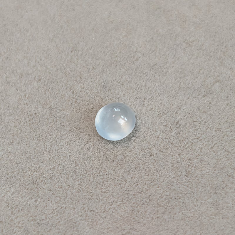 氷翡翠 0.414ct 4.63×4.41mm オーバル カボション ルース | 鈴木屋byJ