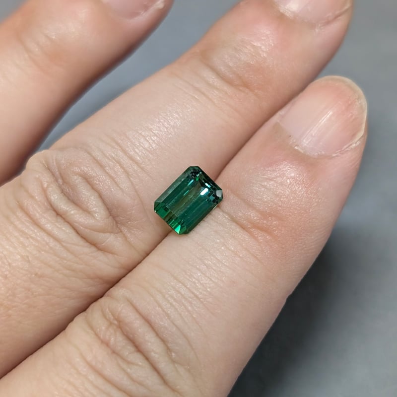 ラグーン トルマリン 1.72ct 7.91×5.85mm オクタゴン カット