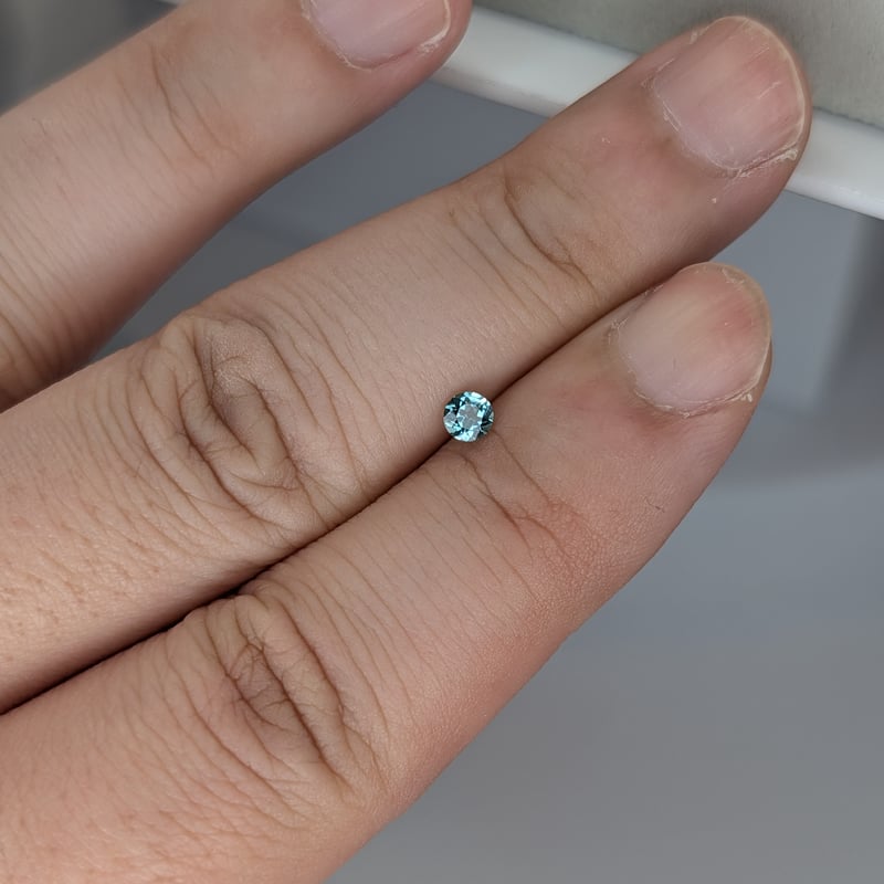 ラグーントルマリン 0.19ct 3.45mm ラウンド ルース | 鈴木屋byJOA STORE
