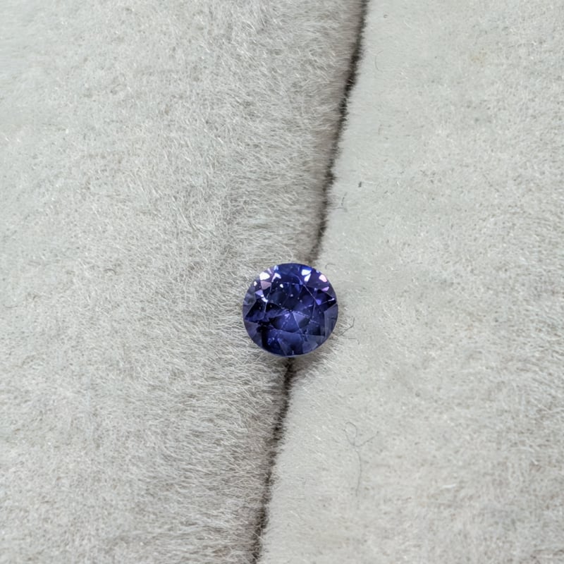 バイオレットサファイア　ルース バイオレット サファイア 0.19ct 3.40mm ラウンド ルース | 鈴木屋