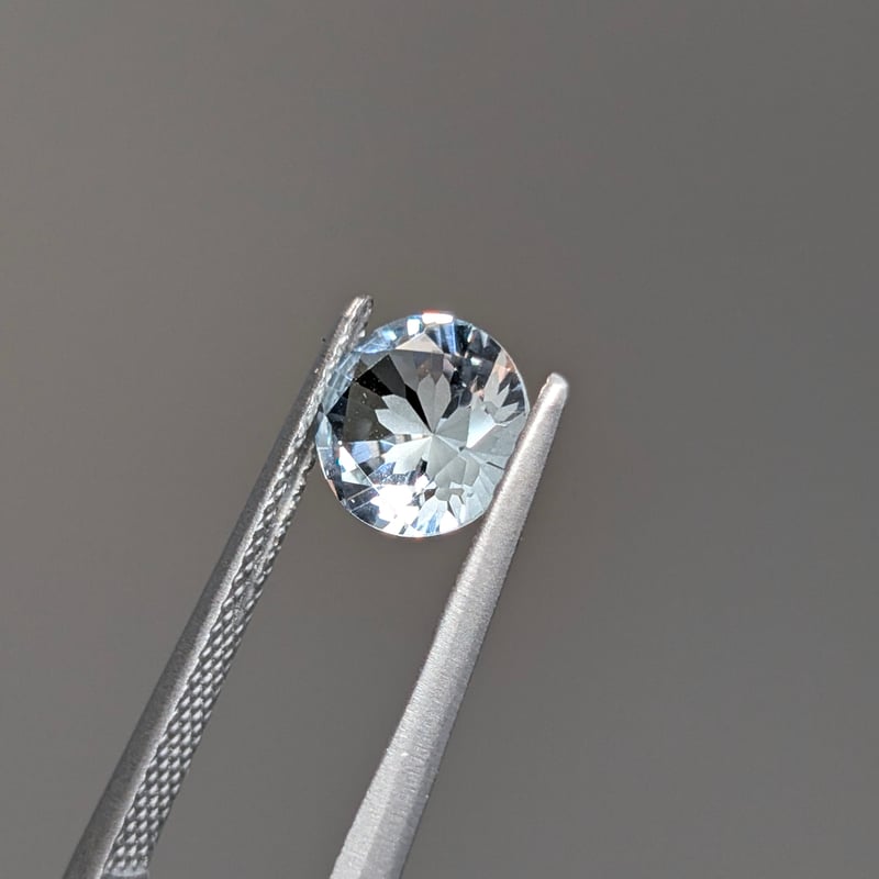 アクアマリン 1.00ct 7mm さくらインカット ルース シミズ貴石 | 鈴木