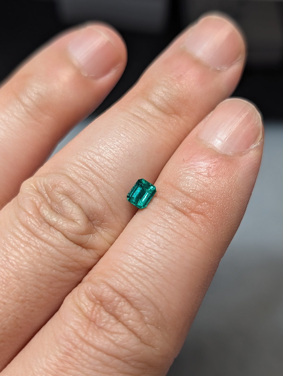エメラルド 0.39ct 4.59×3.78mm オクタゴンカットルース | 鈴木屋byJOA