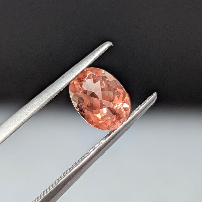 夏の特価品】オレゴンサンストーン 1.01ct 7.58×5.59mm オーバル 夏の特価品】オレゴンサンストーン 1.01ct 7.58×5.59mm オーバル