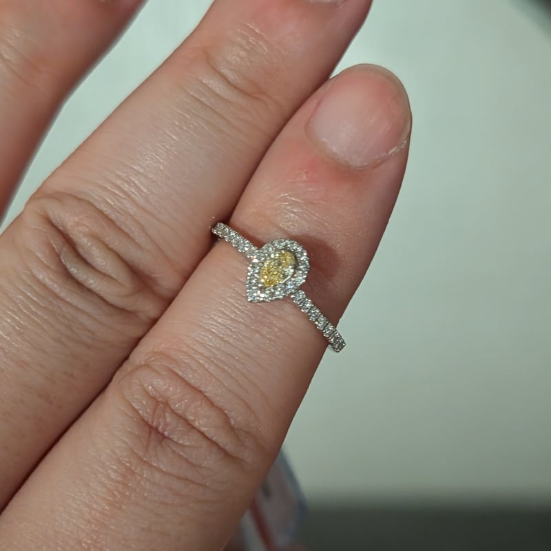 CGLソ】K18イエローダイヤモンド0.149ct×ダイヤモンド0.25ct リング FAN CGLソ】K18イエローダイヤモンド0.149ct×ダイヤモンド0.25ct リング FAN