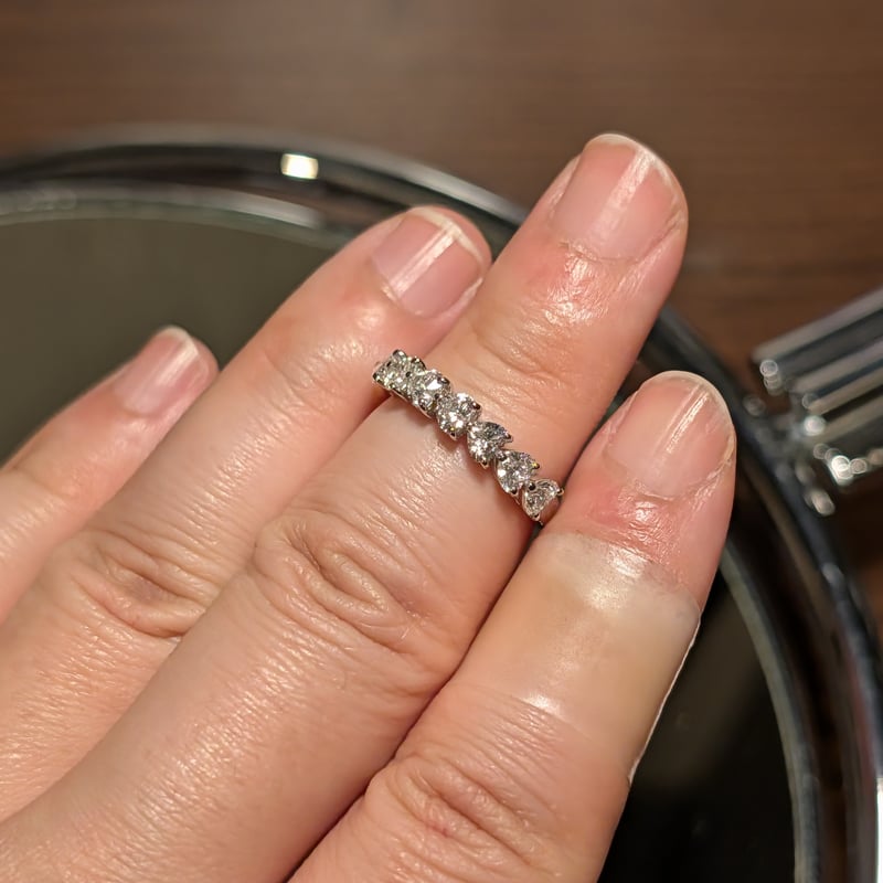 PT900ダイヤモンド 1.080ct ハートシェイプ7pcs ハーフエタニティ