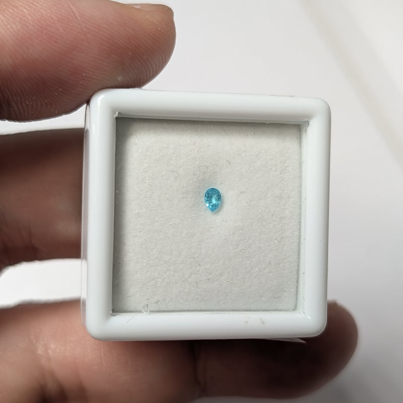 パライバトルマリン 0.055ct 2.94×2.09mm ペアシェイプ カット ルース |