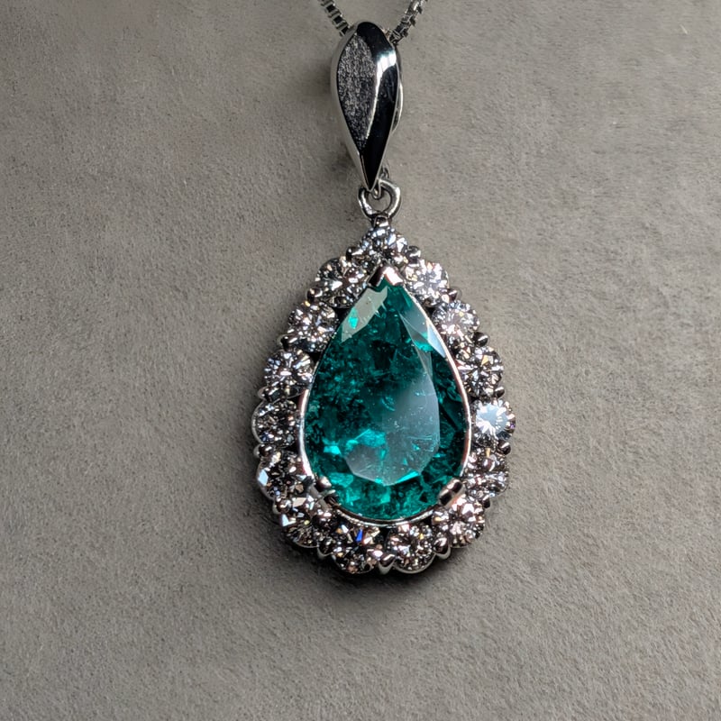 日独鑑別書】PT900/850 コロンビア産 エメラルド 2.70ct ダイヤモンド