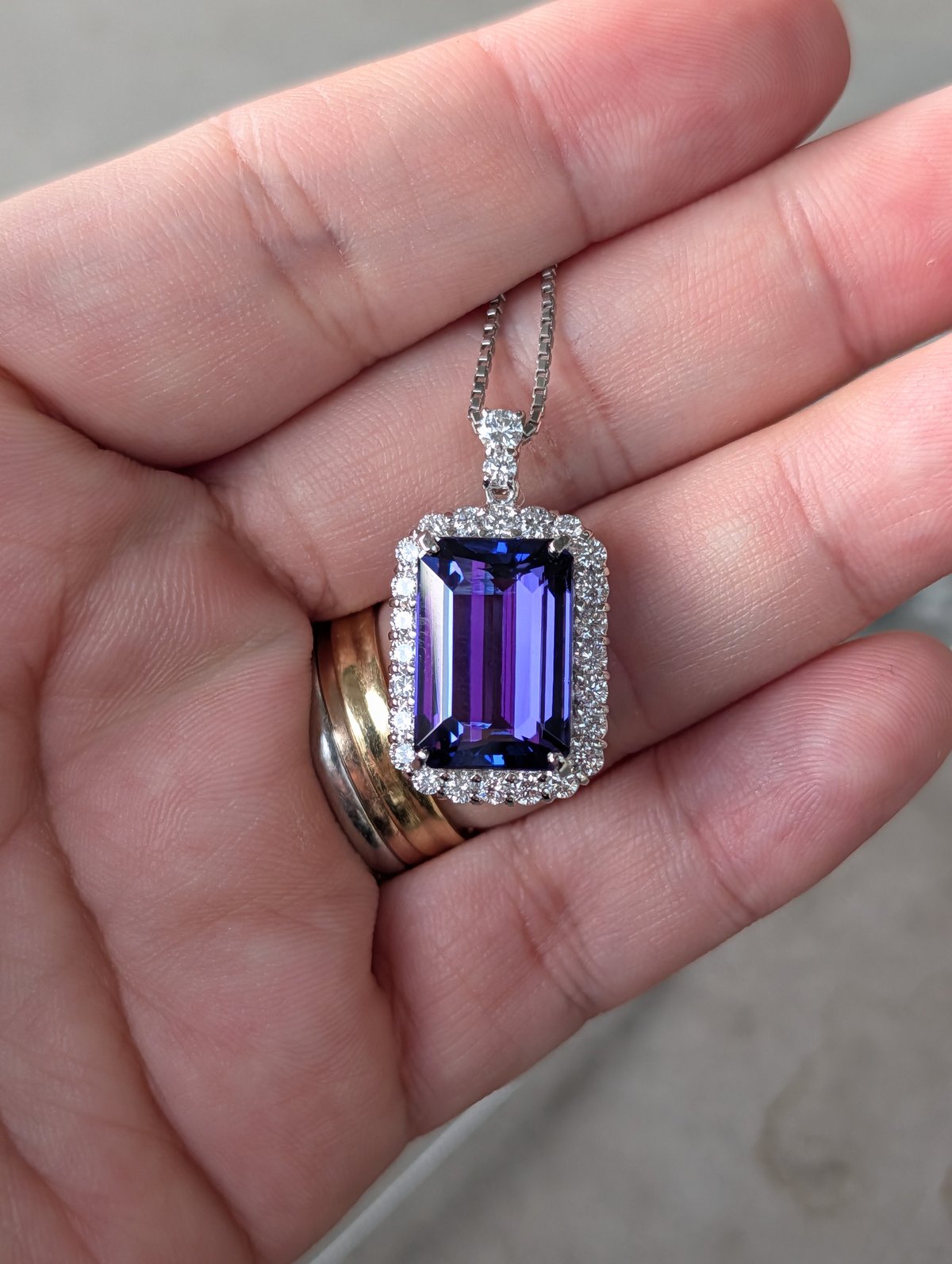 PT950/850 タンザナイト 10.40ct ダイヤモンド 1.180ct ペンダントネッ