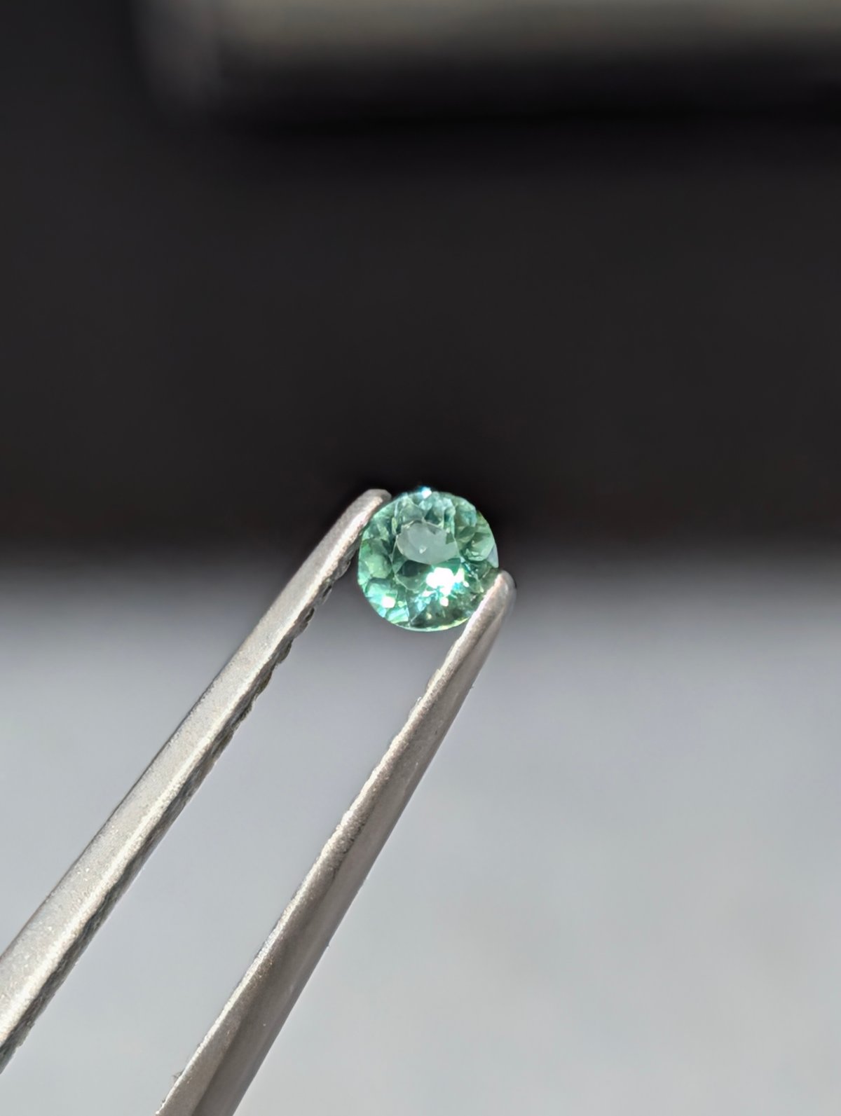 コーネルピン 0.13ct 3.3mm ラウンドルース | 鈴木屋byJOA STORE