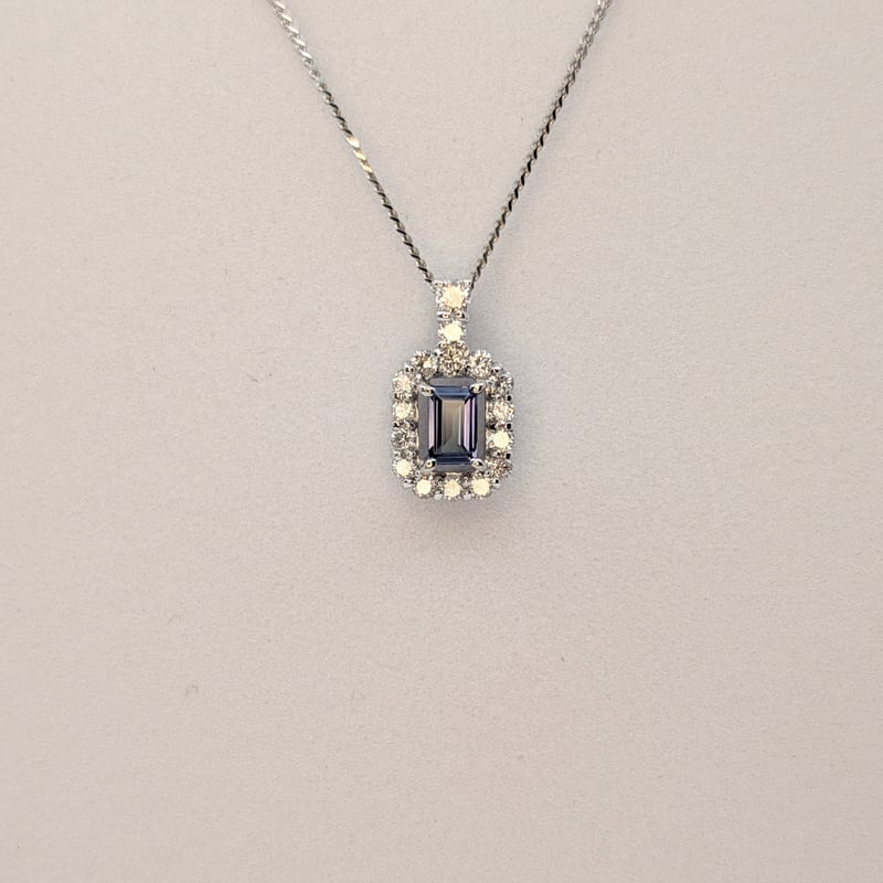 アレキサンドライトのペンダントトップ PT950/850アレキサンドライト 0.15ct ダイヤモンド 0.16ct ペンダント
