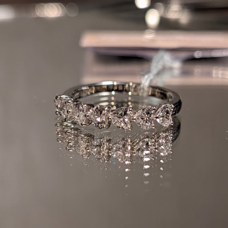 CGL鑑定書】PT900 ダイヤモンド 1.028ctハートシェイプ7pcs Dカラー VS