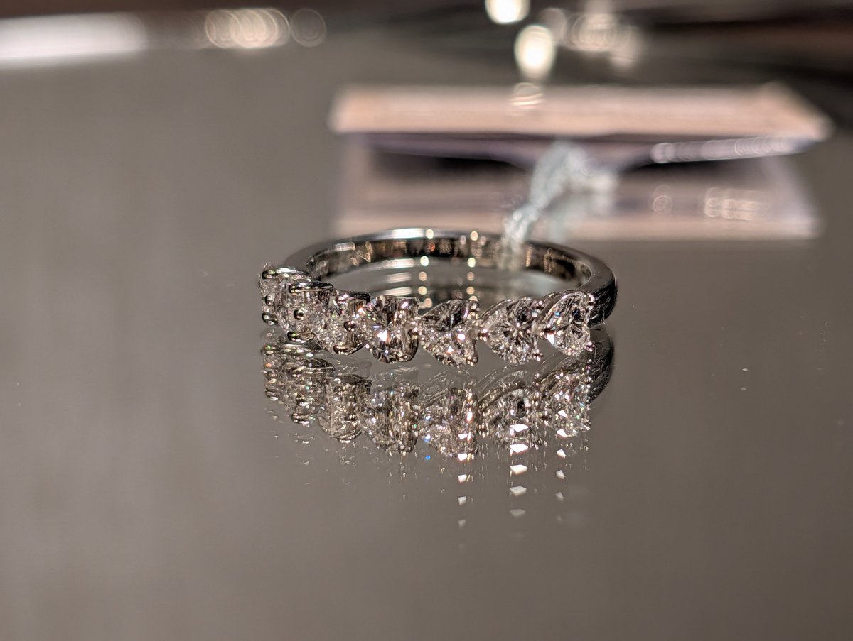 CGL鑑定書】PT900 ダイヤモンド 1.028ctハートシェイプ7pcs Dカラー VS