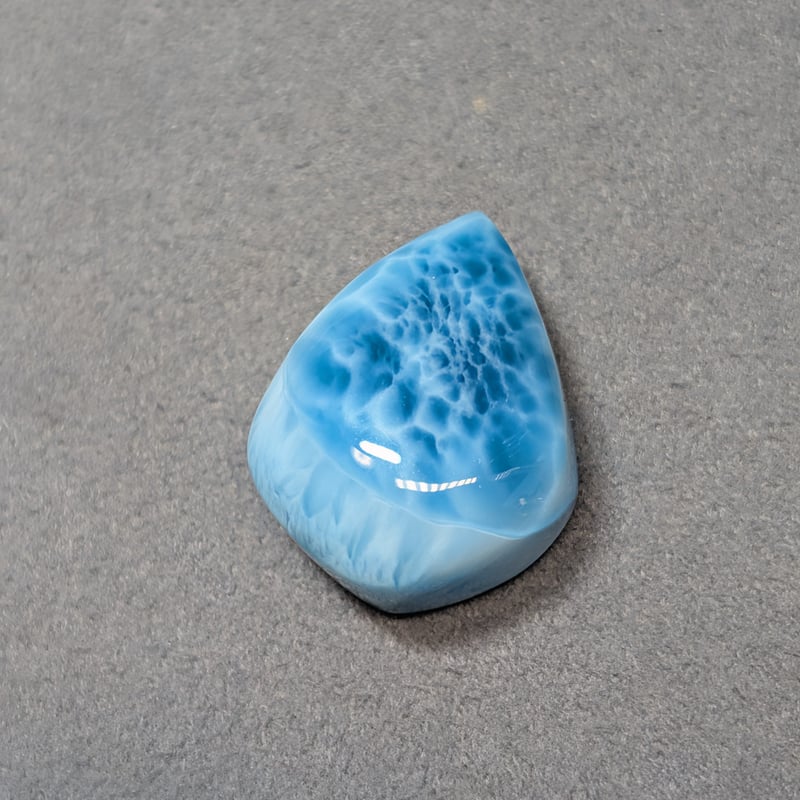 ラリマー 超品質ラリマー［hXzVVXXc］愛と平和 13mm ドミニカ共和国産