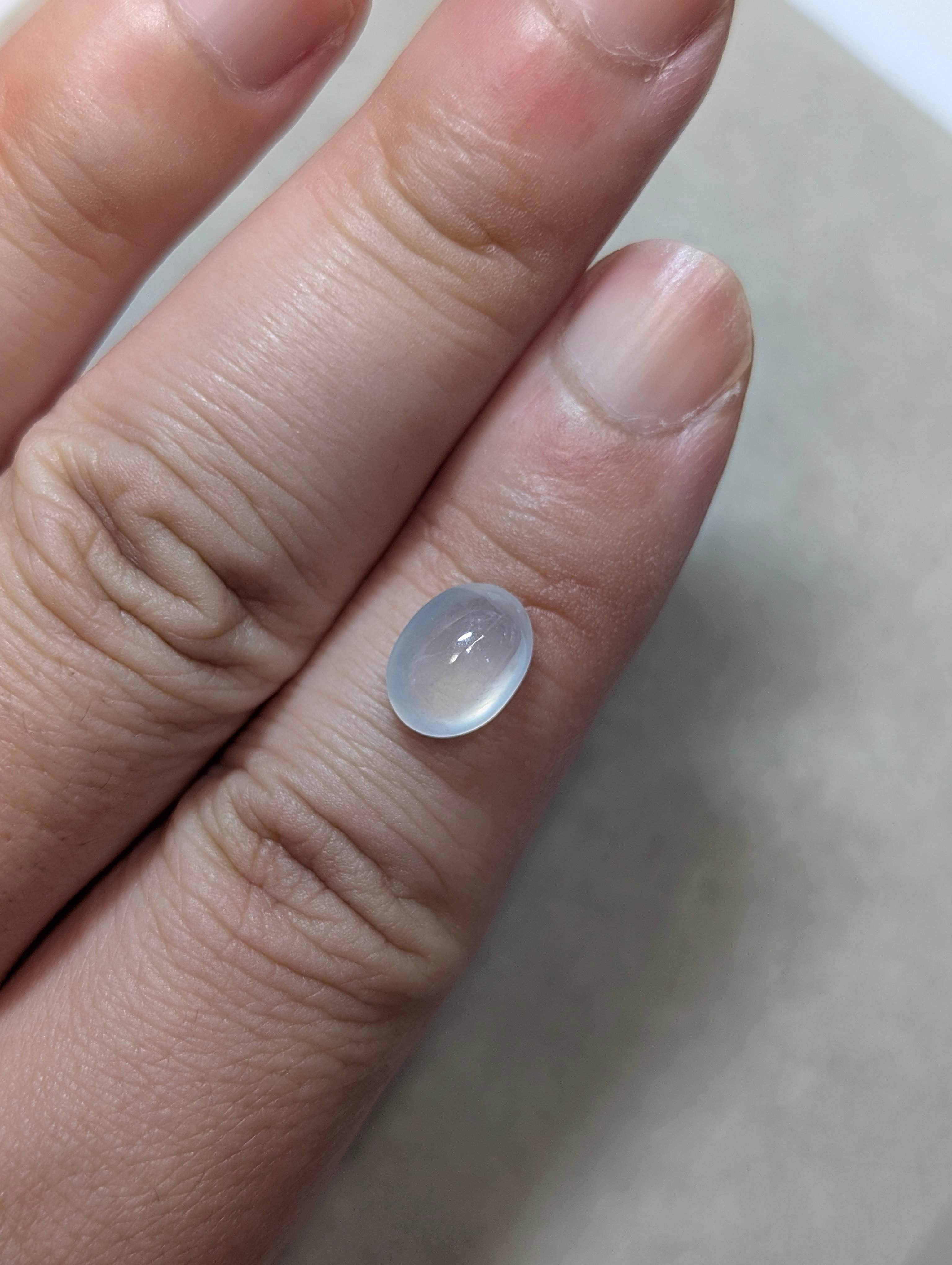 日独鑑別書】氷翡翠 2.666ct 9.53×7.16mm オーバル カボション カット