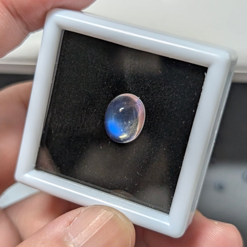 日独ソ】アンデシンラブラドライト 通称ブルームーンストーン 3.953ct 