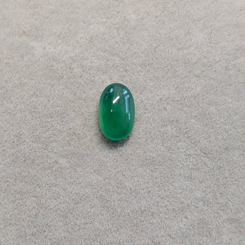 【極上】ミャンマー産黄翡翠のルース(186ｇ) 極上透明度】ミャンマー産 翡翠 0.492ct 6.4×4.0mm オーバル