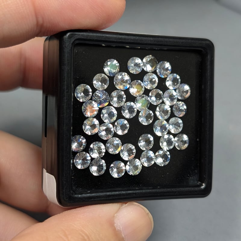 ラブラドライト 発色多数 希少 ラブラドライト 約4mm ロットからランダム1pcs価格 | 鈴木屋byJOA STORE