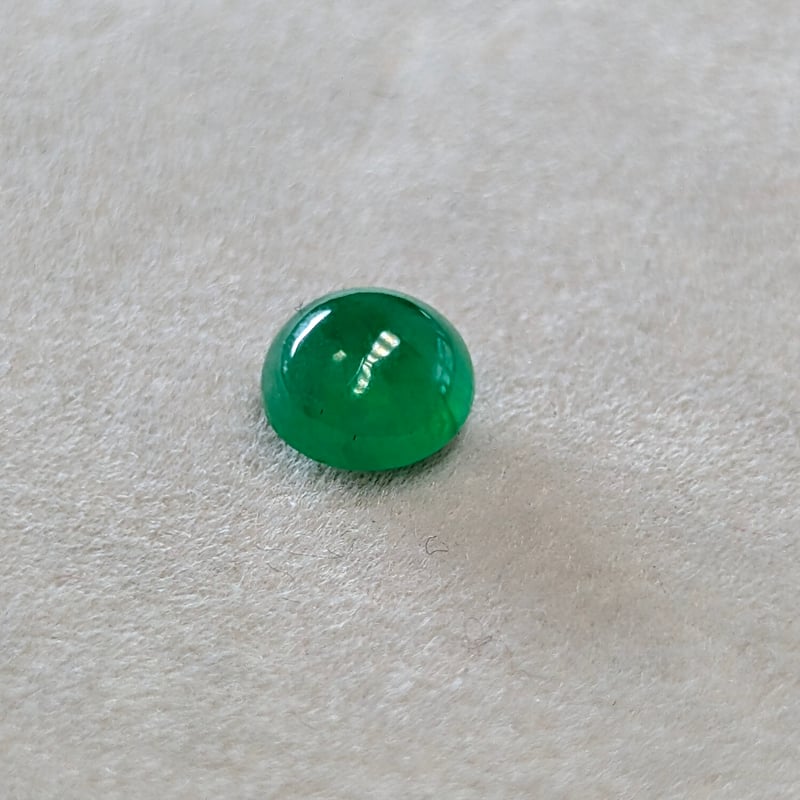 翡翠 0.872ct 5.97×5.75mm ラウンド カボション カット ルース