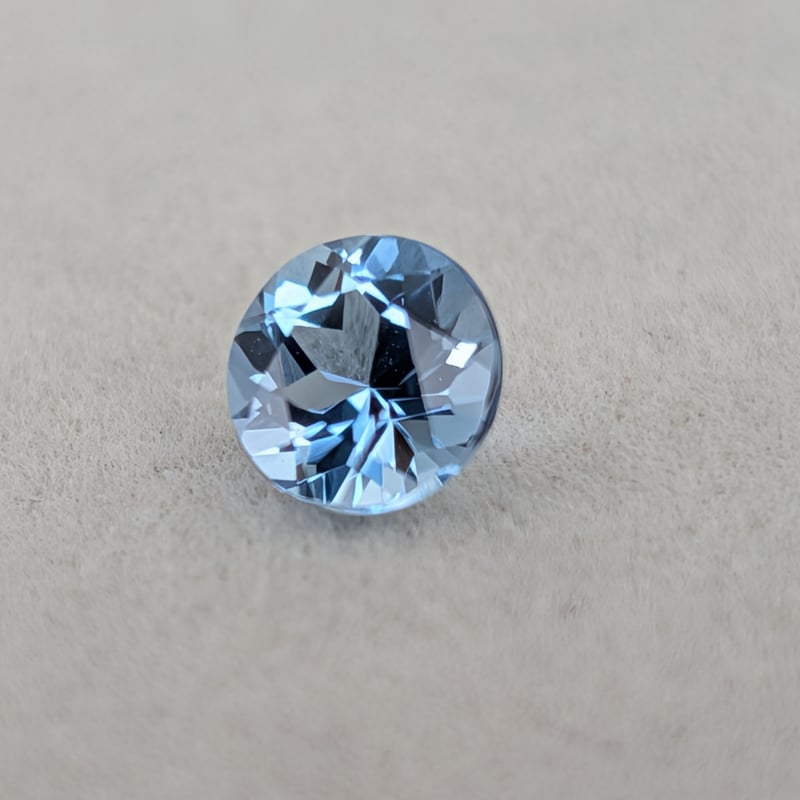 サンタマリアカラー アクアマリン 0.738ct 5.8mm ラウンド カット