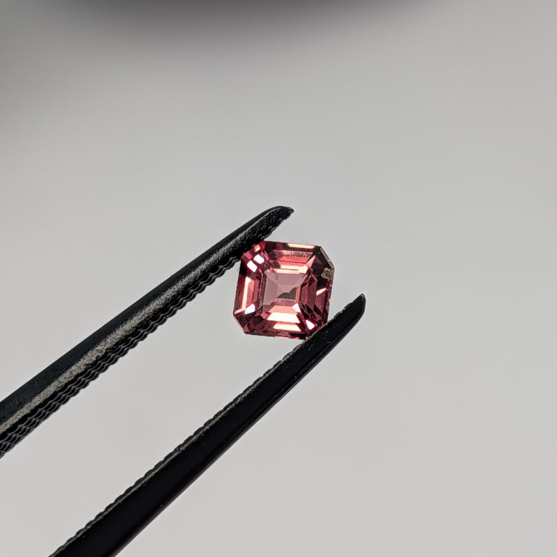 GIA鑑別書付】非加熱 パパラチア サファイア 0.36ct 3.87×3.83mm オクタ