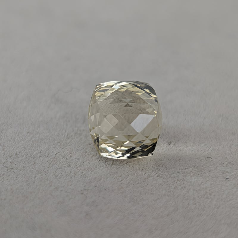 レモンクオーツ　多面カット　ルース 煌カット】レモンクォーツ 7mm 煌カット ルース シミズ貴石 | 鈴木屋