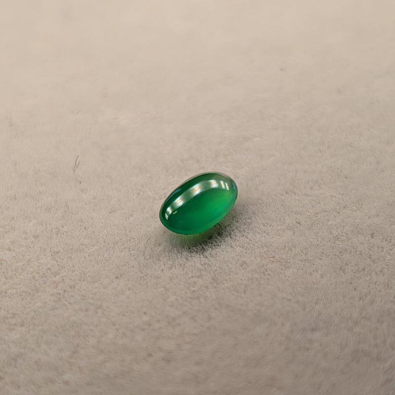 極上透明度】ミャンマー産 翡翠 0.492ct 6.4×4.0mm オーバル