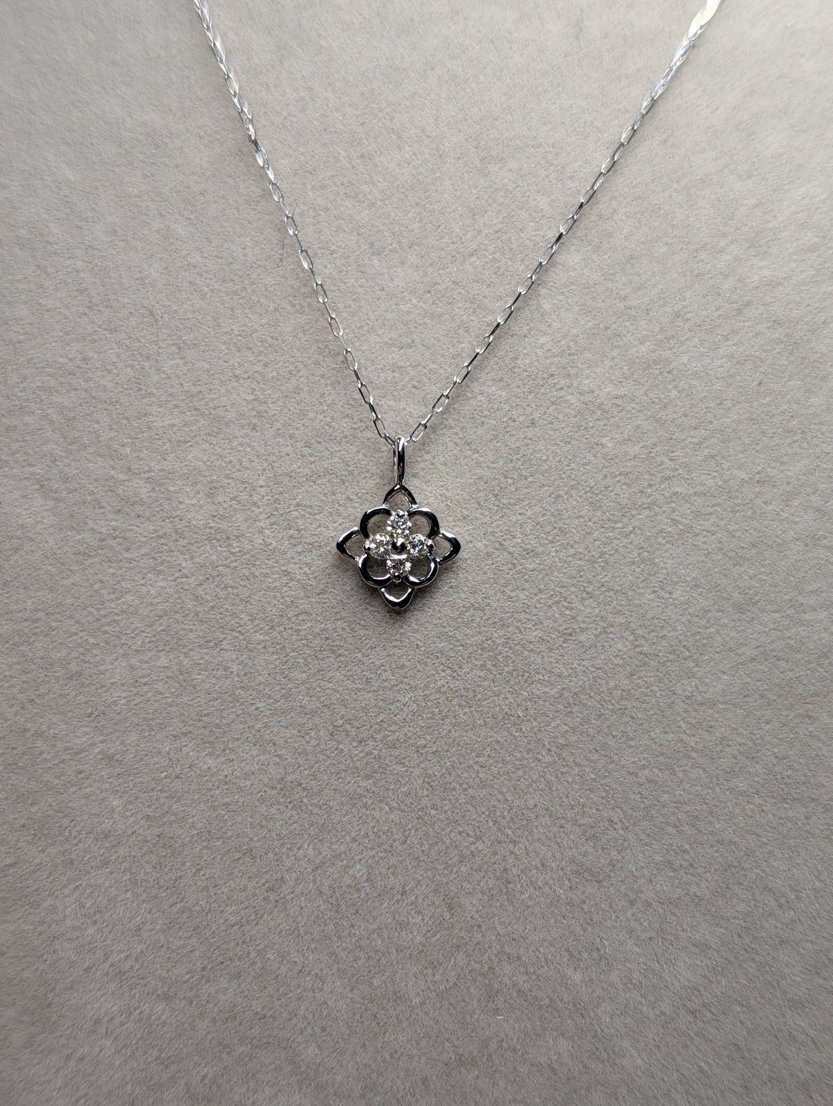 メーカー協賛セール】PT900/850 ダイヤモンド 0.04ct ペンダント 40cmチ