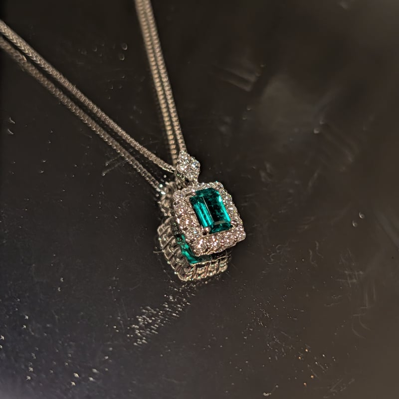 PT950/850エメラルド 0.35ct ダイヤモンド 0.30ct ペンダント