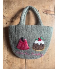 【作家Michelleさんの限定バッグ】サマープディング＆クリスマスプディングの羊毛フェルト刺繍のバッグ