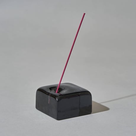 IYÉ reborn square "Black"