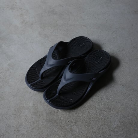 doubleu BERMUDA (Charcoal/Black)