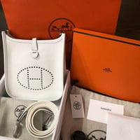 HERMES エルメス エブリンミニ tpm ニューホワイト アマゾーヌ 16