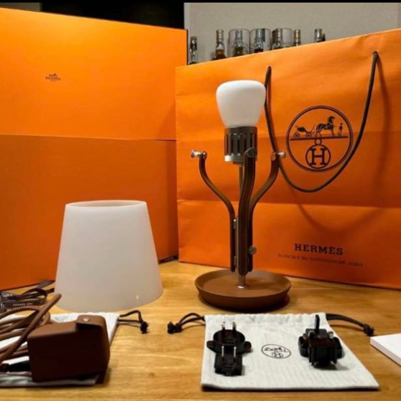 【新品未使用】エトゥープ　ランプ　HERMES エルメス  照明　インテリア HERMES エルメス ランプ 照明 インテリア | エルメス専門店 Amsterdam
