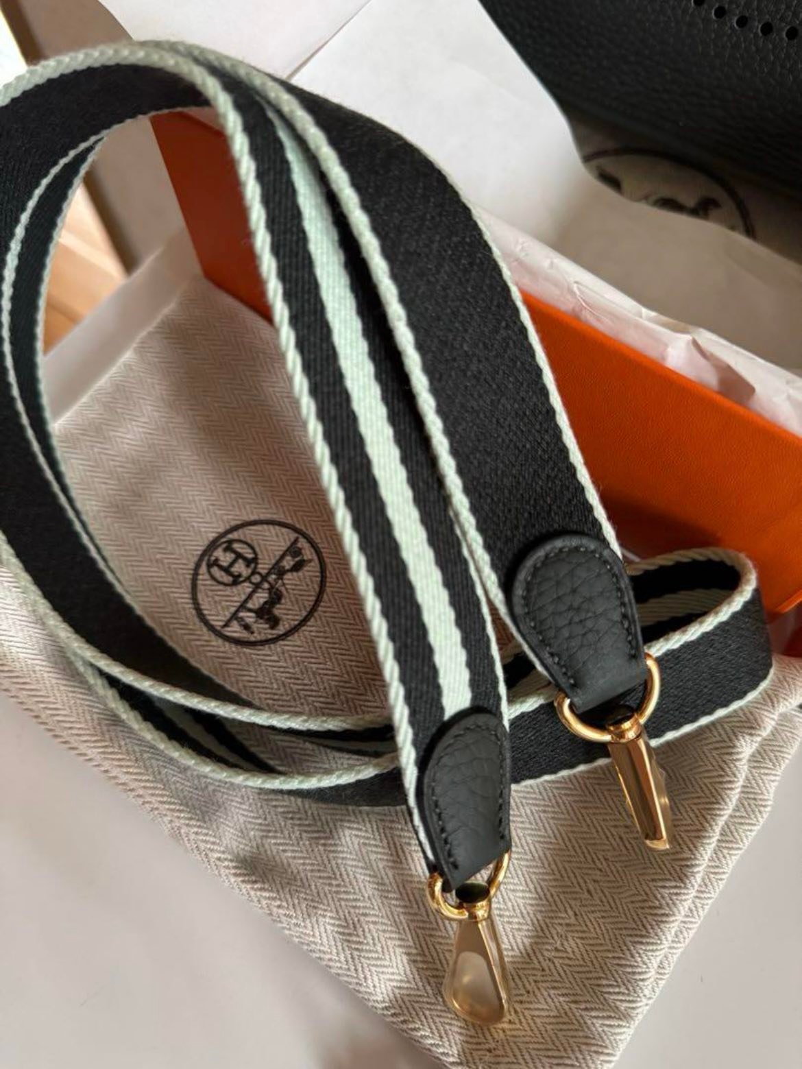 HERMES エヴリン アマゾーヌ 16 tpm HERMES エルメス エヴリン 16 アマゾーヌ tpm | エルメス専門店 Amsterdam