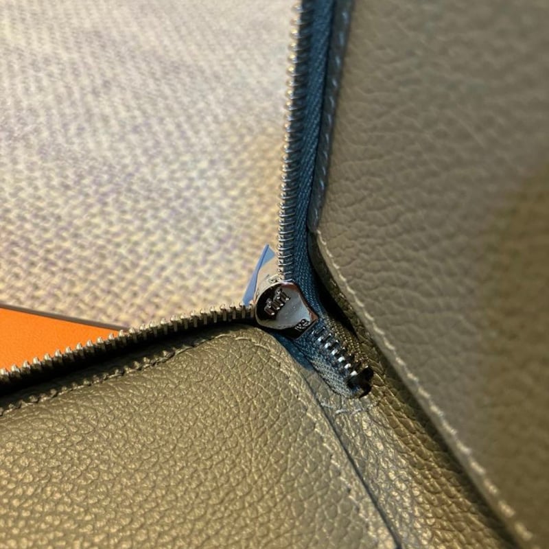 HERMES エルメス ジップアンゴーⅡ シェーヌダンクル | エルメス専門店