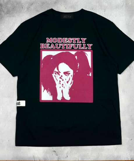 ROSÉ VINTAGE [TEE-BLACK] Twintail Girl