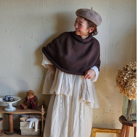 【即納】ダークブラウンの柔らかニットポンチョ　knit poncho 《darkbrown》